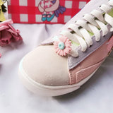 Light Pink Daisy Shoelace Buckle