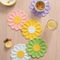 Colorful Daisy Silicone Coaster for Drinks and Dishes